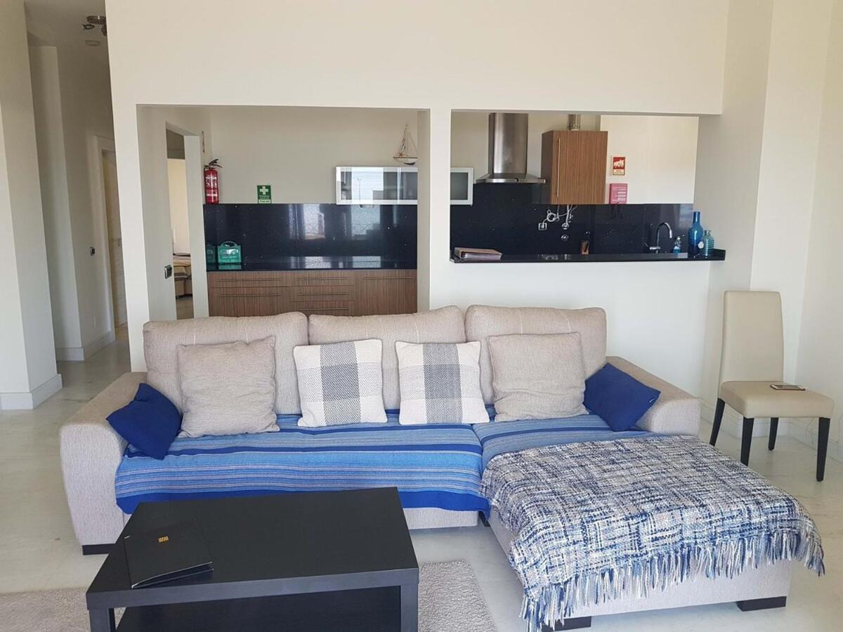 T2 With Unique Location Beachfront * Lagos